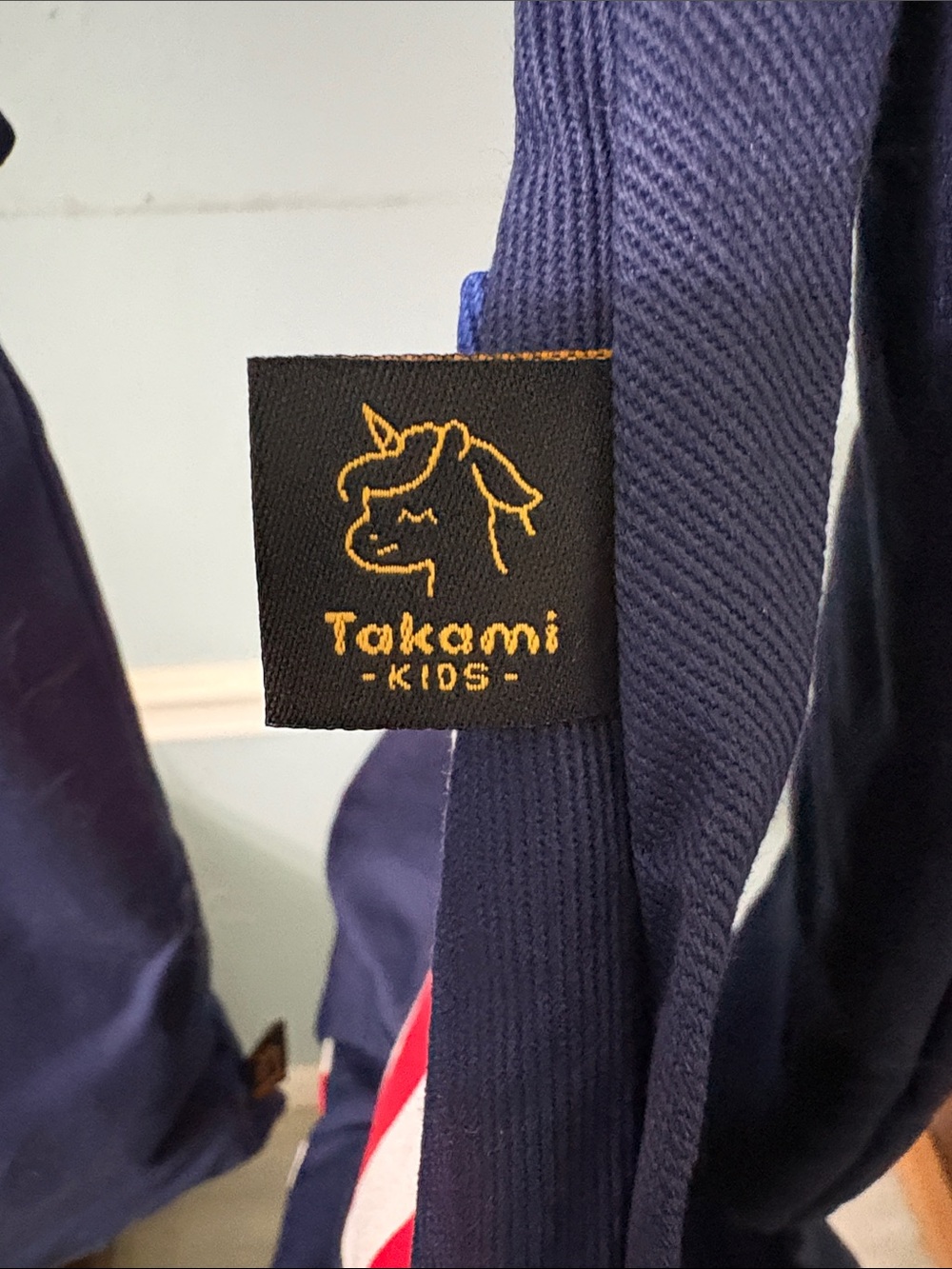 Takami Kids Navy Blue Sling Carrier with American Flag Pocket - - Picture 4 of 11